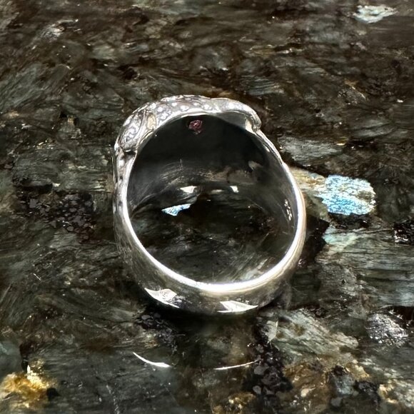 Custom 925 Sterling Silver Bold Red Ruby Gem Roaring Cheetah Signet Ring Size 8 - Picture 5 of 8